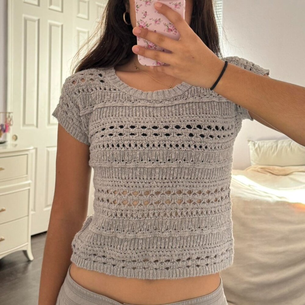 Women's Grey top